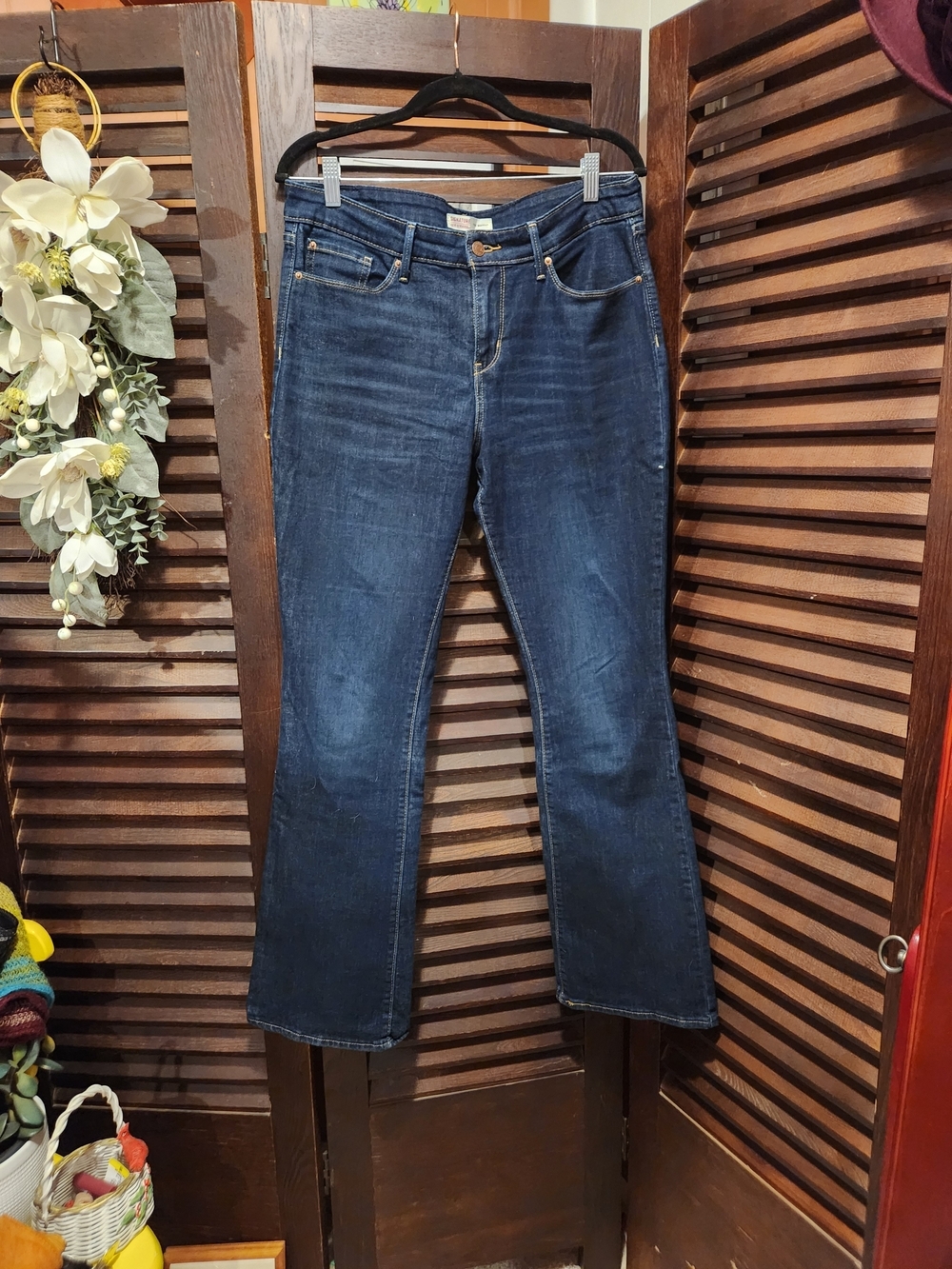 Signature by Levi Strauss Women's Dark Blue Bootcut Jeans